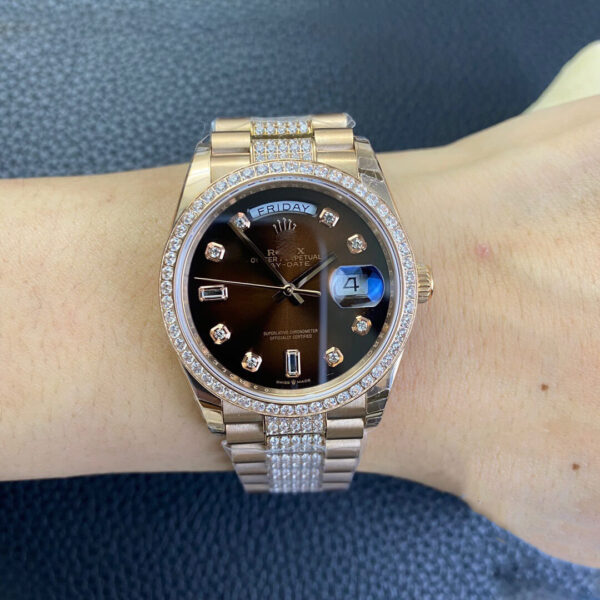 REPLICA ROLEX DAY DATE M128345RBR-0041 EW FACTORY BROWN DIAMOND BEZEL - 图片 2